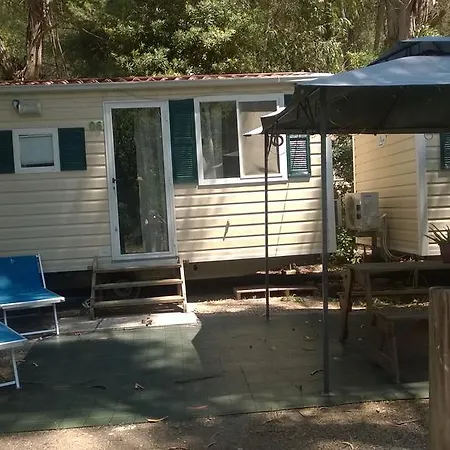 مكان تخييم Camping Reale *