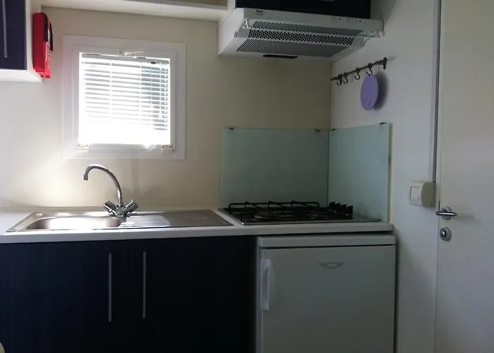 Camping Reale * Porto Azzurro