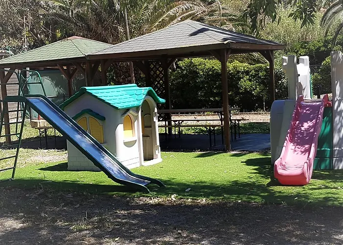 مكان تخييم Camping Reale بورتو أتْسورّو