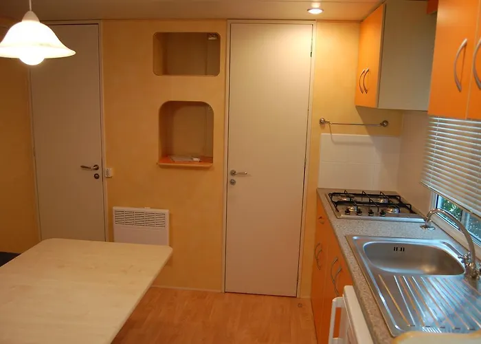 אתר קמפינג Camping Reale *