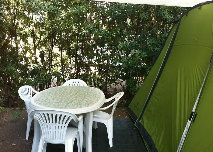 캠프장 Camping Reale 포르투 아주로